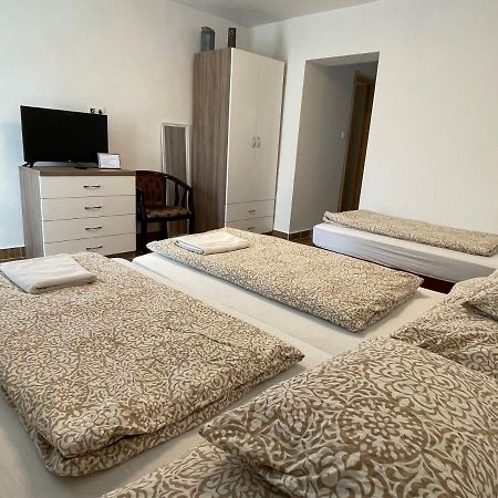 Freedom Apartman Apartment Morahalom Exterior photo