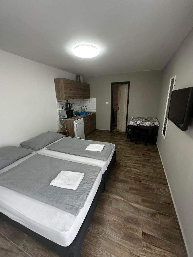 Freedom Apartman Apartment Morahalom Exterior photo