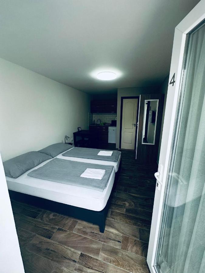 Freedom Apartman Apartment Morahalom Exterior photo